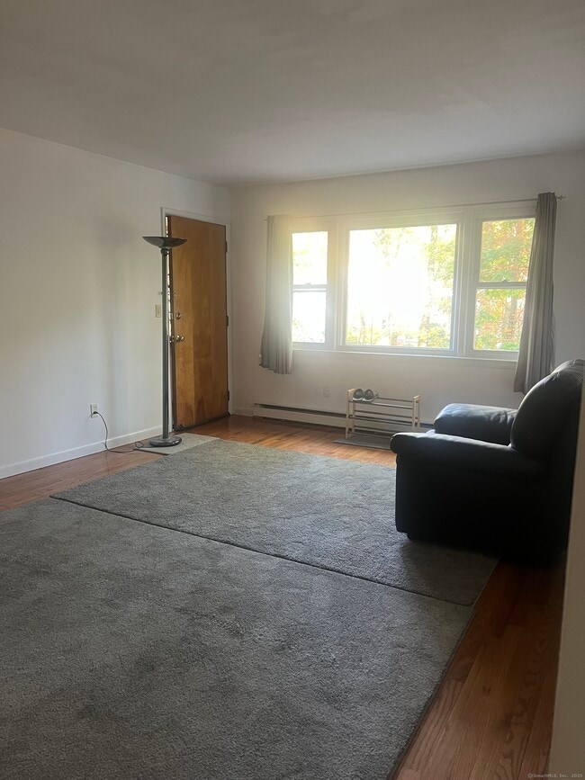Photo - 56 Wakelee Ave Unit APT 26