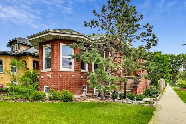 Photo - 21 Le Moyne Pkwy House