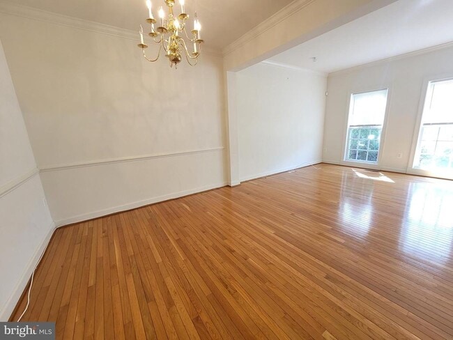 Photo - 1509 Rutland Way