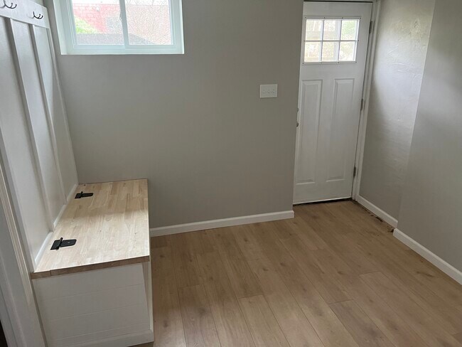 Photo - 137 Limerick Rd