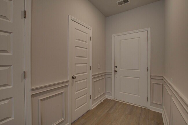 Photo - 4105 Quincy Adams Ln