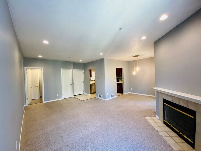 Living Room + Dining Room - 221 S Fremont St Condo Unit 301
