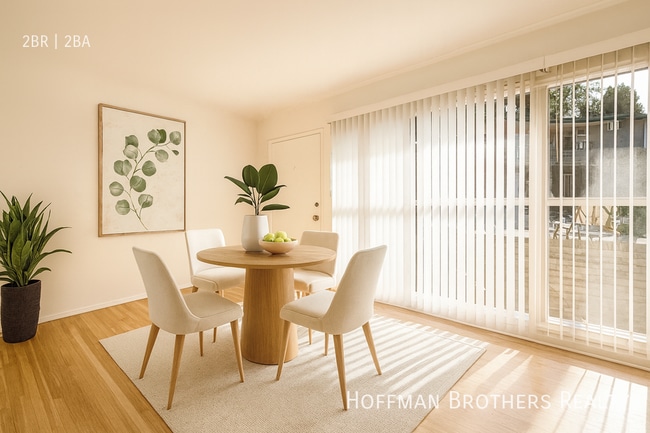 Photo - 11950 Laurelwood Dr Unit 1