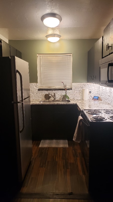 Photo - 8095 Twain Cir