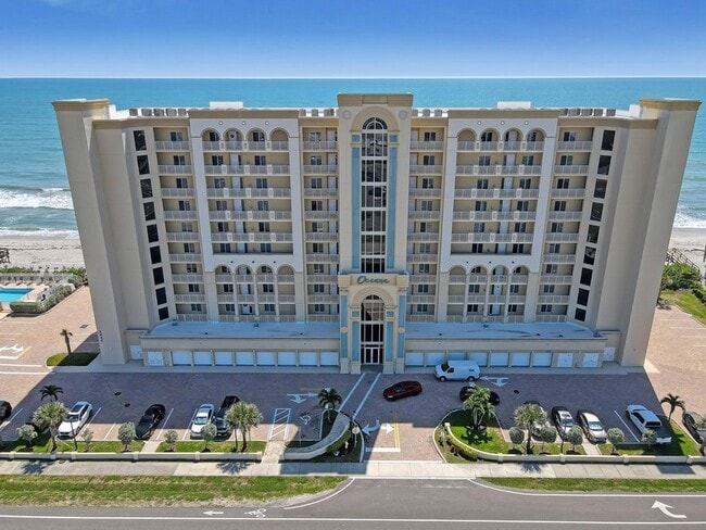 Building Photo - 1045 Jimmy Buffett Mem Hwy Unit 1004 Rental