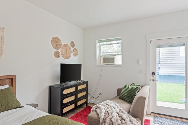 Photo - 5764 NE Garfield Ave.