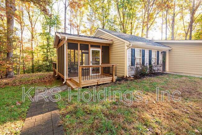 Photo - 2428 Rachel Dr