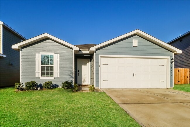 Building Photo - 23014 Bellini Dr Rental