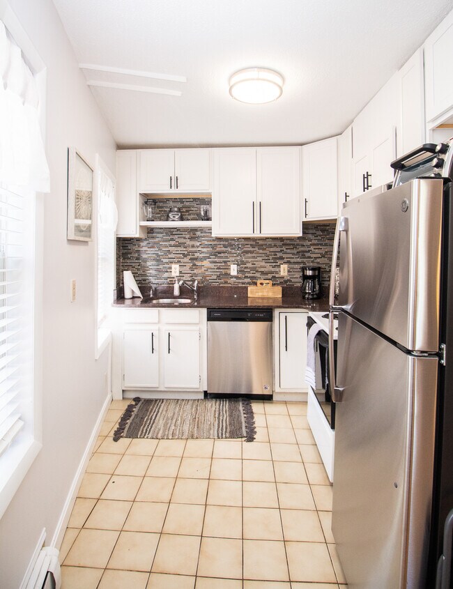 Photo - 1004 Tremont St Unidad 1