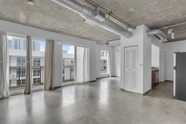 Photo - 455 NE 25th St Unit 809