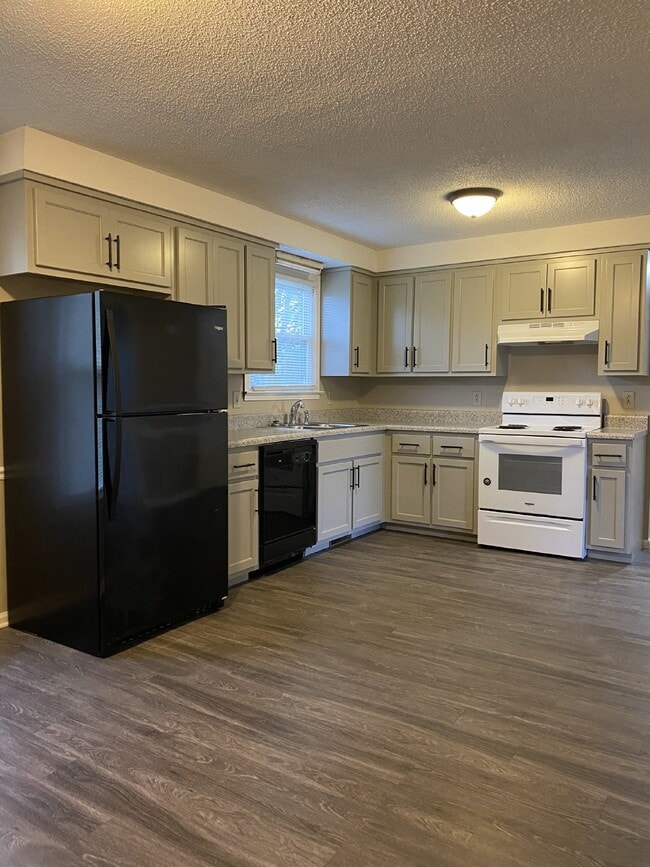 Photo - 276 Northwood Terrace