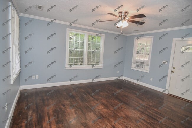 Photo - $900- Beautifully Updated 1-Bedroom, 1-Bat...