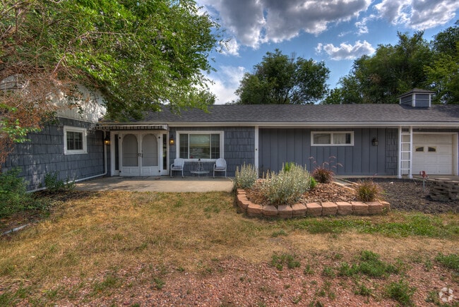 Building Photo - 6430 W 62nd Pl Rental
