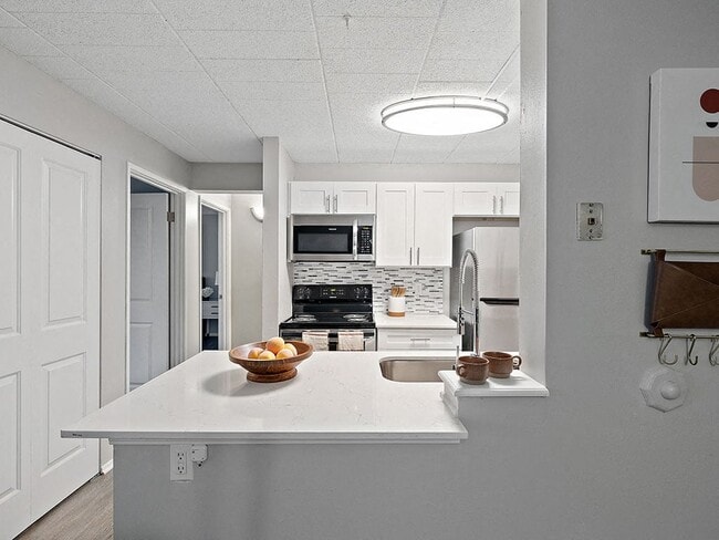 Photo - Southgate Apartments - Southgate, MI
