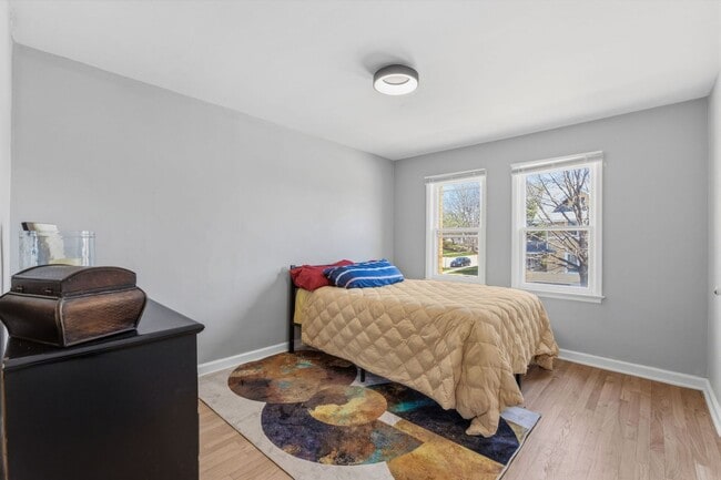 Photo - 4901 Farnam St Unit 300 S. 49th Street