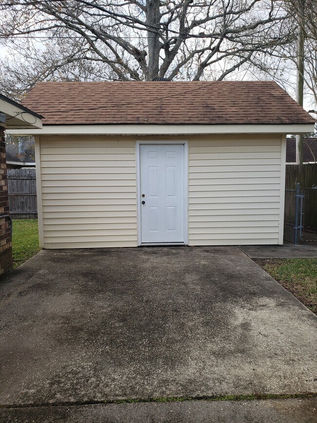 Photo - 121 Brentwood Dr