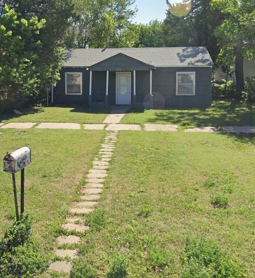 Photo - 2 Bedroom, 1 Bathroom House