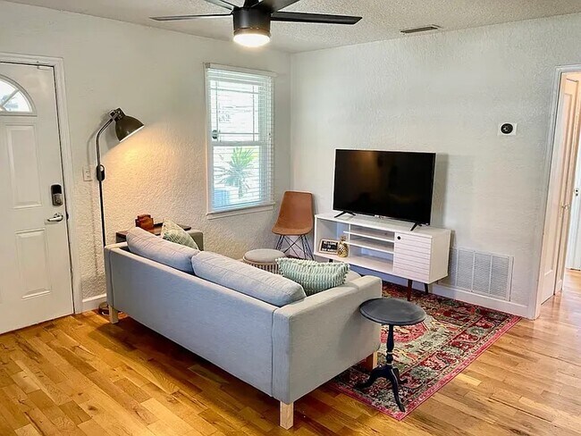 Photo - 1810 Thacker Ave House