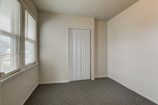 Photo - 18635 Meier St