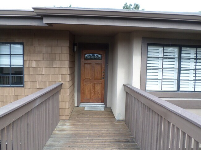 Photo - The Boardwalk in La Jolla 2 bdr 2 bath 3 f... Unit 304