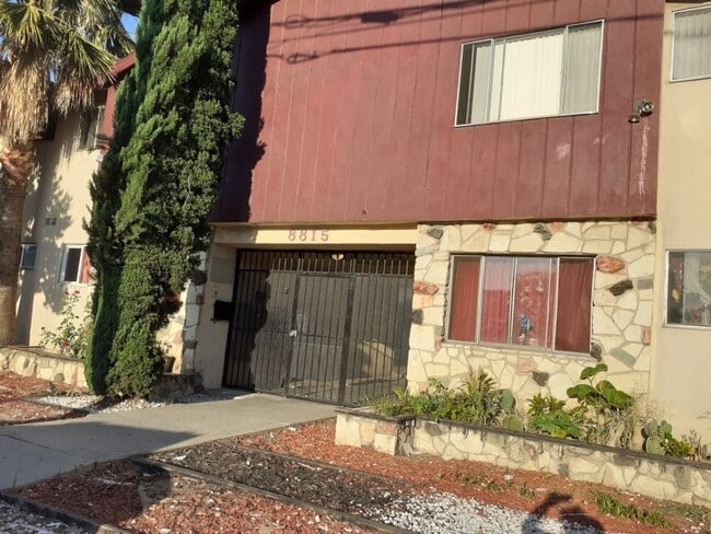 Photo - Charming, One Bedroom Apartment in Panorama City Unit I