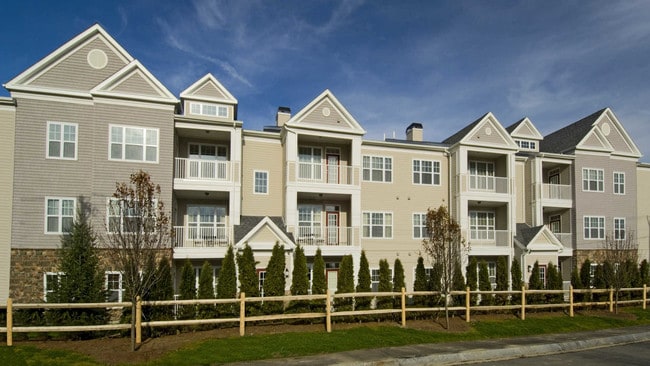 Quarry Hills Apartments - Quarry Hills