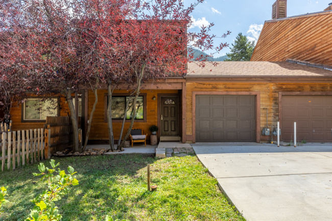 Photo - 3109 Riverside Dr Townhome