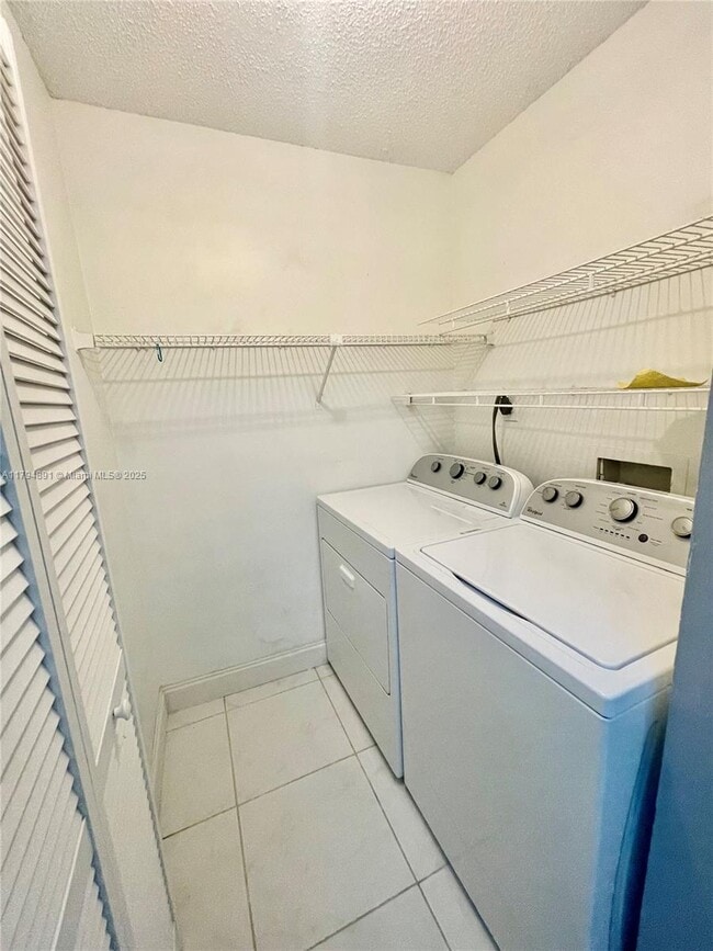 Photo - 1231 SW 46th Ave Unit 507A