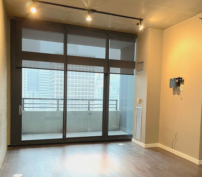Photo - 235 W Van Buren St Unit 2521