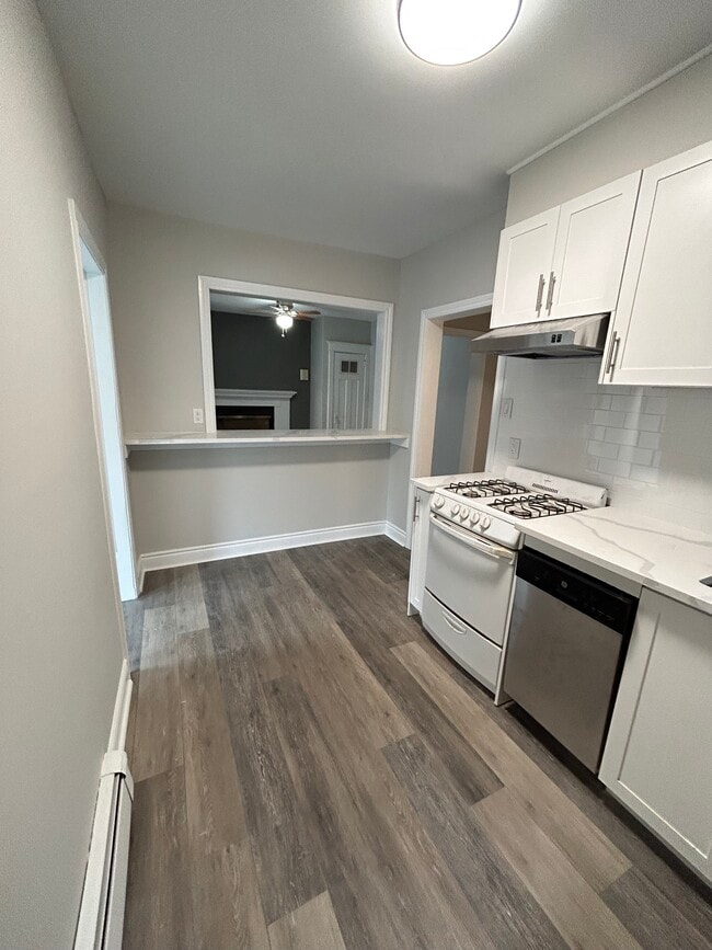 Photo - Trendy 2 Bedroom in the Heart of Locke St South Unit 3