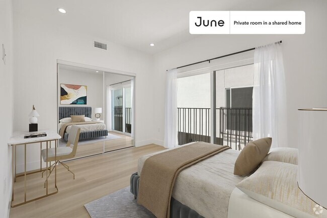 Building Photo - Private bedroom in 5 bed/4 bath Home