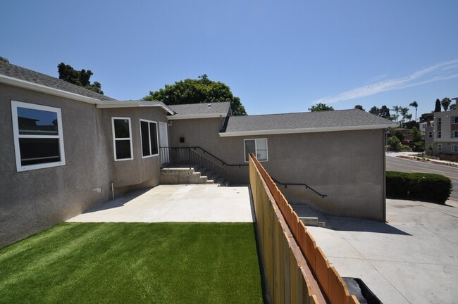 Building Photo - 6BD/3BA on College Ave! Rental