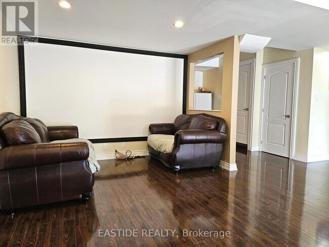 Photo - 33 Valmont Ave