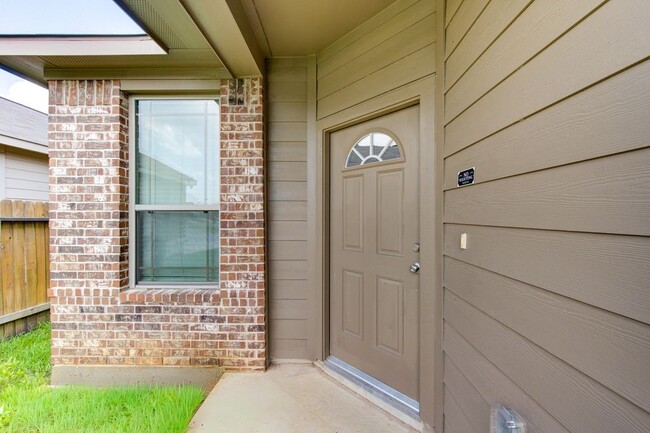 Photo - 14469 Sugar Pines Dr