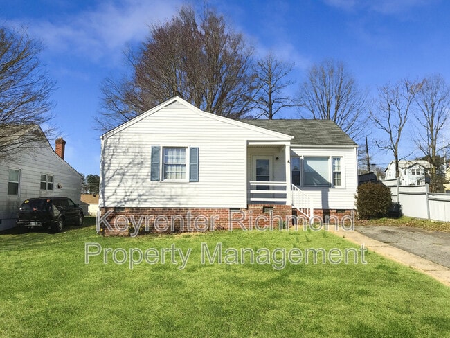 Photo - 7418 Wentworth Ave