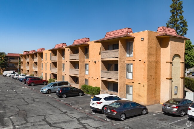 6901-6955 Alvarado Rd - Cerro Vista Apartments