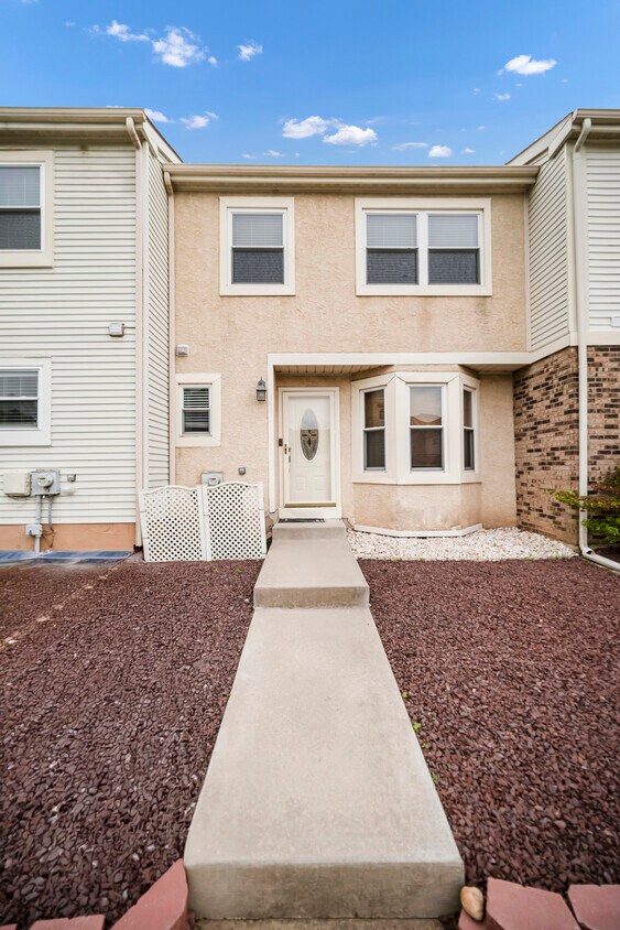 Photo - 308 Wayne Ct (Southampton, PA)