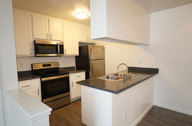 Sierra Ridge Apartments