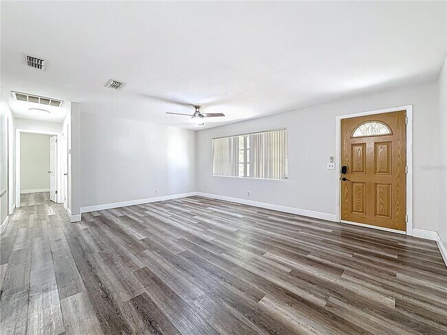 Photo - 1614 Braund Ave