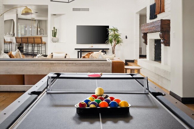 Photo - 4744 Saguaro Pl Unit ID1042146P