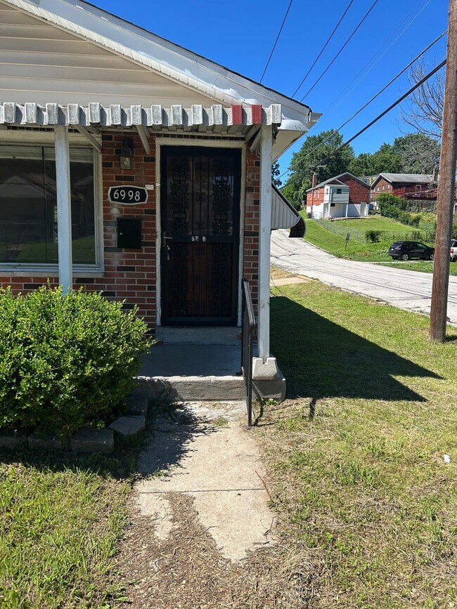 Photo - 6998 Edison Ave