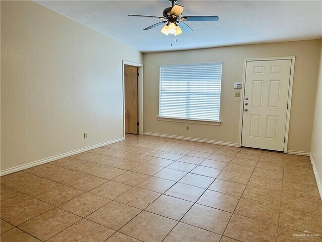 Photo - 717 Nightingale Ave Apartamento Unidad 2