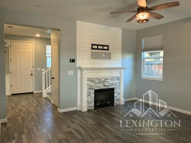 Photo - Elegant, 3BD/2.5BA, Sacramento Home in Nat...