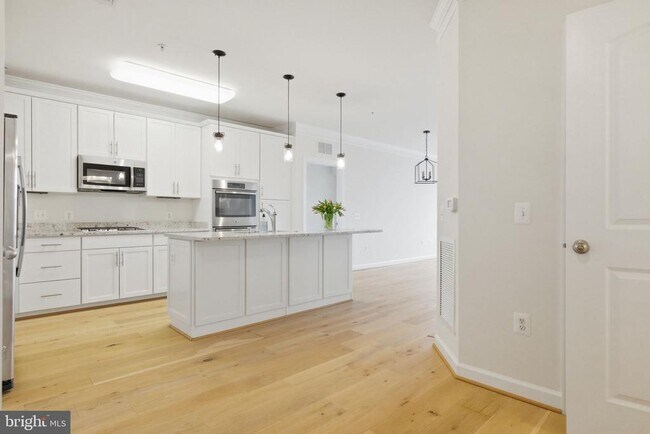 Photo - 13724 Neil Armstrong Ave Unit 505