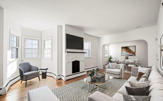 Building Photo - 228 Church St