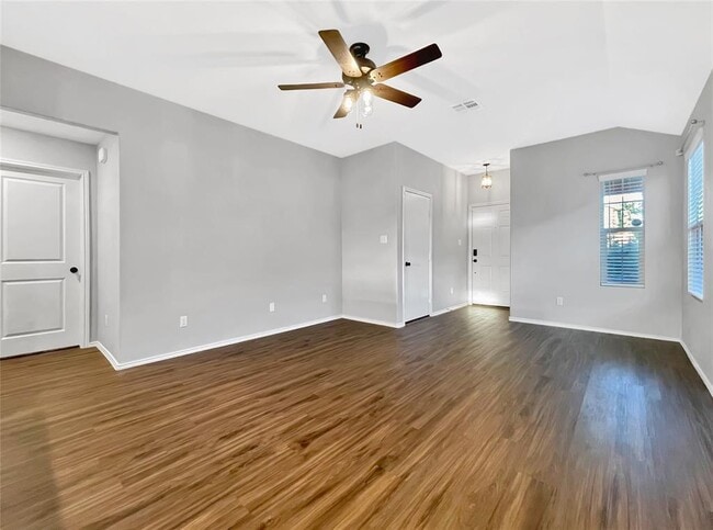 Photo - 353 Bronco Billy Dr