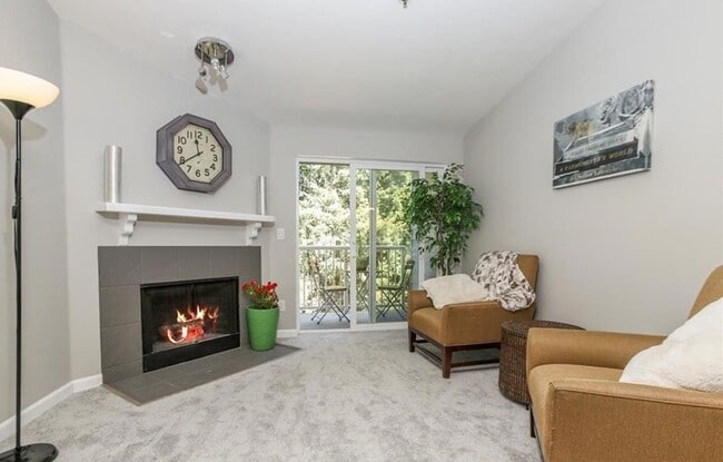 Photo - 3 Bed 2 Bath Condo is Available for Rent!