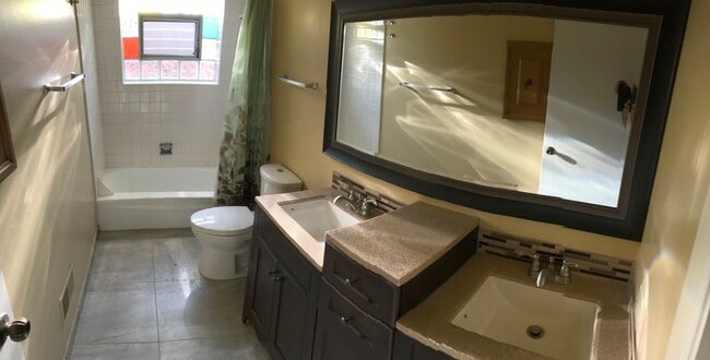 Photo - 4832 Old Orchard Rd Unit 2