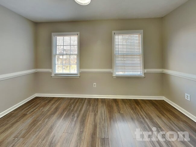 Photo - 1928 Walden Park Dr