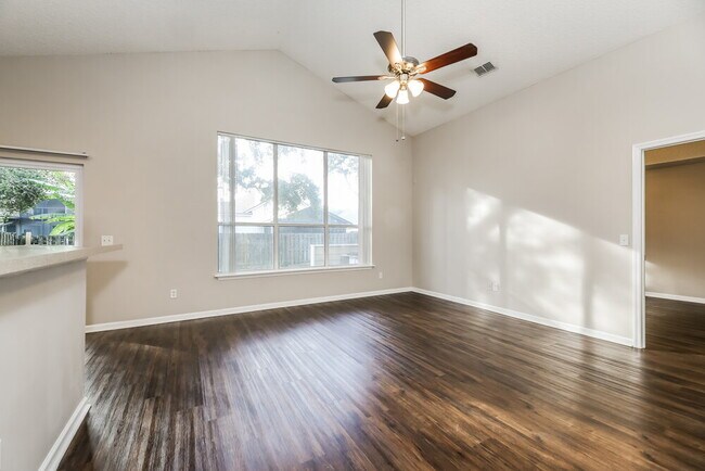 Photo - 1723 Rustling Dr